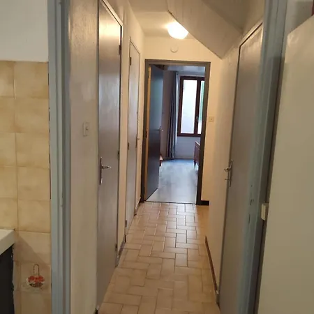 Appartement Florac-trois-rivières, Place Au Beurre Florac